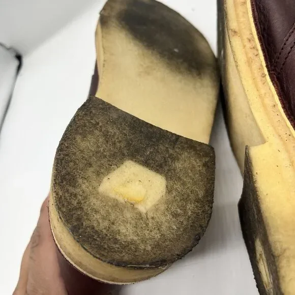 Clarks Originals Men's Desert Boot 9.5 M Burgundy Tumbled Leather 26125547 - Picture 8 of 15